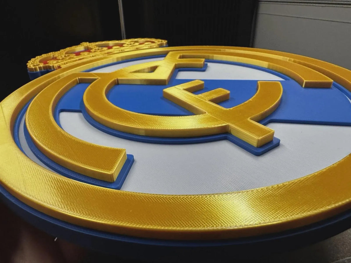Real Madrid Logo: Wall Art - Team Sign Crest Memorabilia Decor Man Cave Plaque